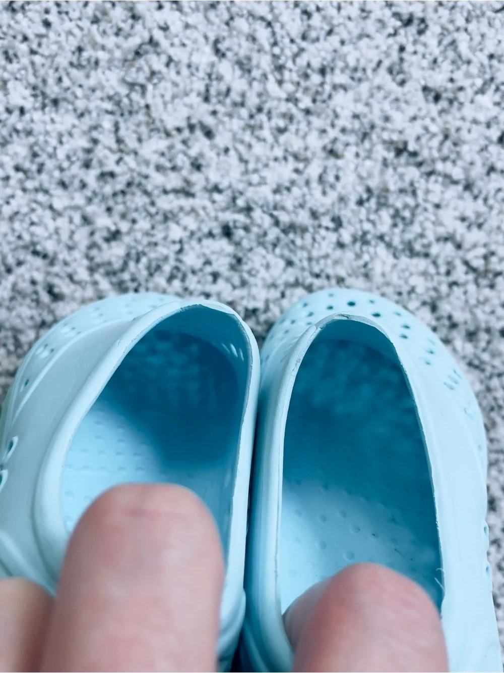Kids Lightweight Aqua Blue Slip-On Water Shoes size 6 toddler